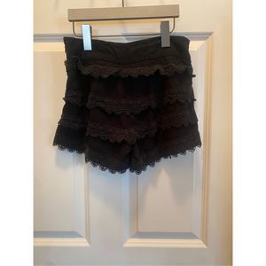 Lightly Worn • Junior’s • Black • Lace • Embroidered • Shorts • Size 1